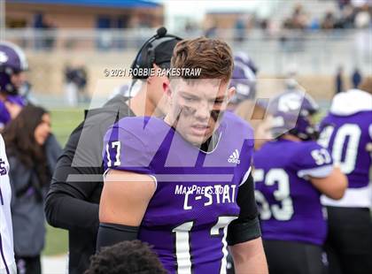 Thumbnail 3 in College Station vs. Wakeland (UIL Football 5A Regional Semifinals) photogallery.