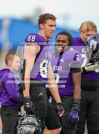 Thumbnail 1 in College Station vs. Wakeland (UIL Football 5A Regional Semifinals) photogallery.