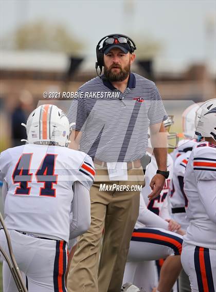 Thumbnail 2 in College Station vs. Wakeland (UIL Football 5A Regional Semifinals) photogallery.