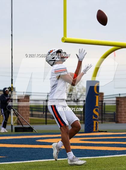Thumbnail 2 in College Station vs. Wakeland (UIL Football 5A Regional Semifinals) photogallery.