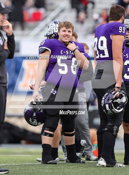 Thumbnail 1 in College Station vs. Wakeland (UIL Football 5A Regional Semifinals) photogallery.