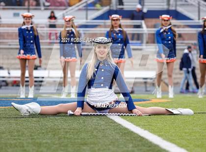 Thumbnail 3 in College Station vs. Wakeland (UIL Football 5A Regional Semifinals) photogallery.
