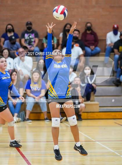 Thumbnail 2 in Desert Christian @ Fort Thomas (AIA - 1A Playoffs Round 1) photogallery.