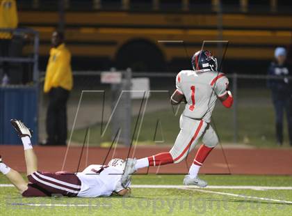 Thumbnail 3 in Boyd vs Plano photogallery.