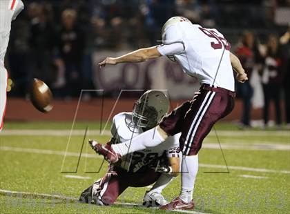 Thumbnail 3 in Boyd vs Plano photogallery.