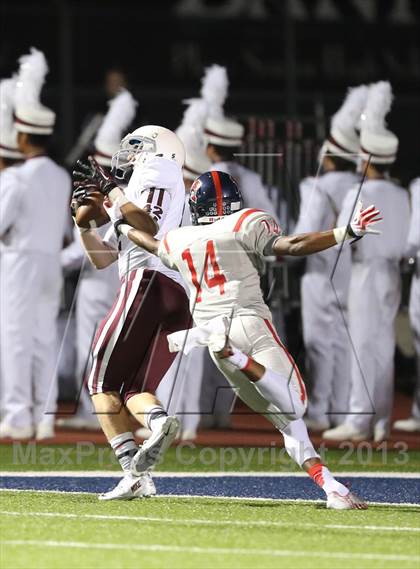 Thumbnail 2 in Boyd vs Plano photogallery.