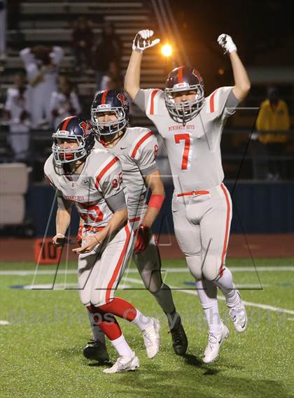 Thumbnail 2 in Boyd vs Plano photogallery.