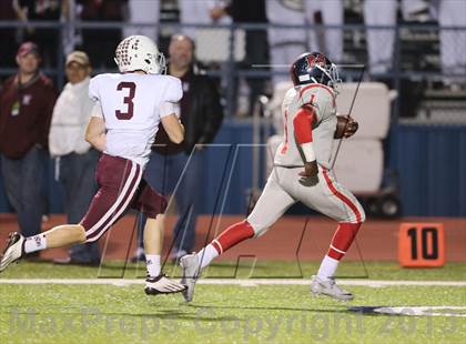 Thumbnail 3 in Boyd vs Plano photogallery.