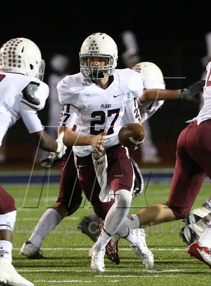 Thumbnail 2 in Boyd vs Plano photogallery.