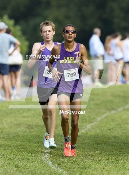 Thumbnail 2 in JV: Monroe Parker Invitational photogallery.