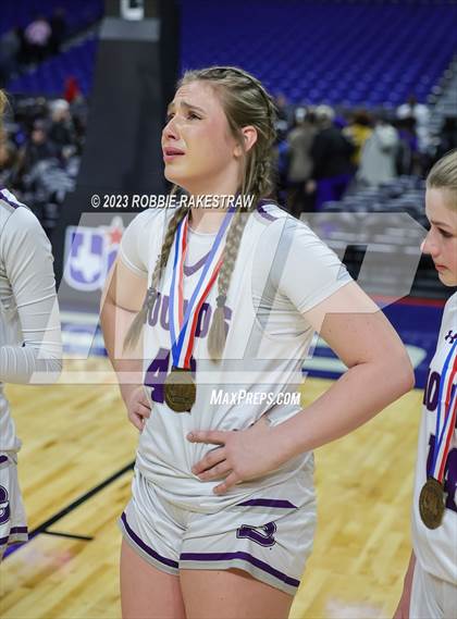 Thumbnail 2 in Boerne vs. Sunnyvale (UIL 4A Basketball State Semifinal Medal Ceremony) photogallery.