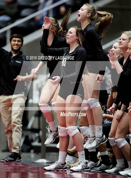 Thumbnail 2 in Amarillo vs. Cedar Park  photogallery.