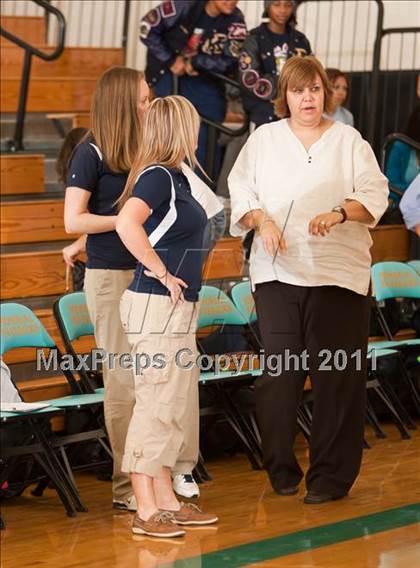 Thumbnail 1 in Klein Collins vs Cypress Falls (McDonald's Texas Invitational) photogallery.
