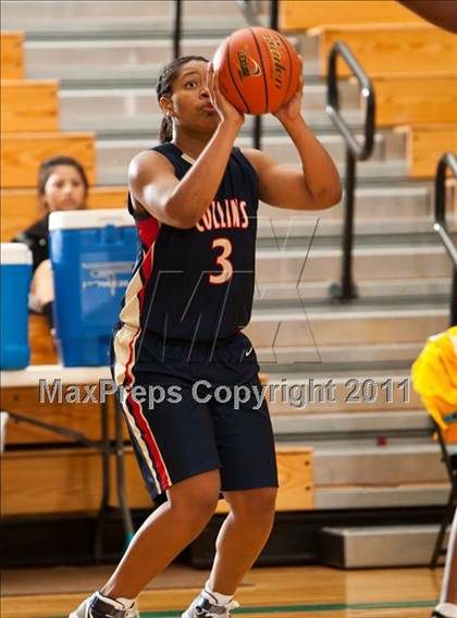 Thumbnail 3 in Klein Collins vs Cypress Falls (McDonald's Texas Invitational) photogallery.