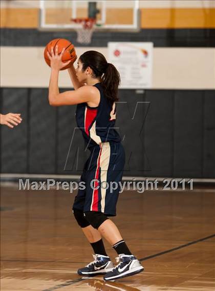 Thumbnail 1 in Klein Collins vs Cypress Falls (McDonald's Texas Invitational) photogallery.