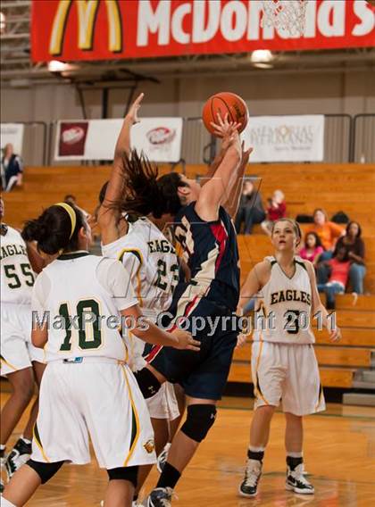 Thumbnail 3 in Klein Collins vs Cypress Falls (McDonald's Texas Invitational) photogallery.