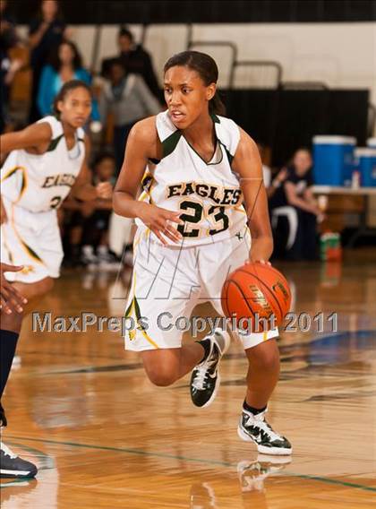 Thumbnail 3 in Klein Collins vs Cypress Falls (McDonald's Texas Invitational) photogallery.