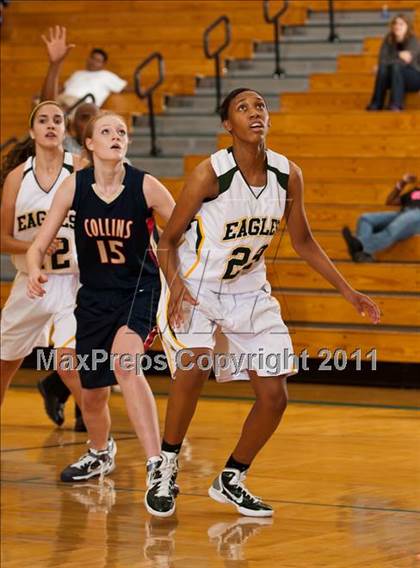 Thumbnail 1 in Klein Collins vs Cypress Falls (McDonald's Texas Invitational) photogallery.