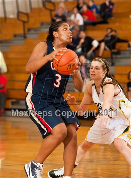 Thumbnail 1 in Klein Collins vs Cypress Falls (McDonald's Texas Invitational) photogallery.