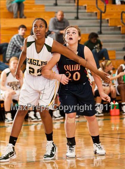 Thumbnail 1 in Klein Collins vs Cypress Falls (McDonald's Texas Invitational) photogallery.