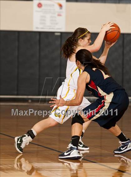 Thumbnail 3 in Klein Collins vs Cypress Falls (McDonald's Texas Invitational) photogallery.