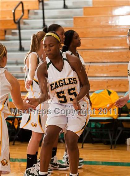 Thumbnail 1 in Klein Collins vs Cypress Falls (McDonald's Texas Invitational) photogallery.