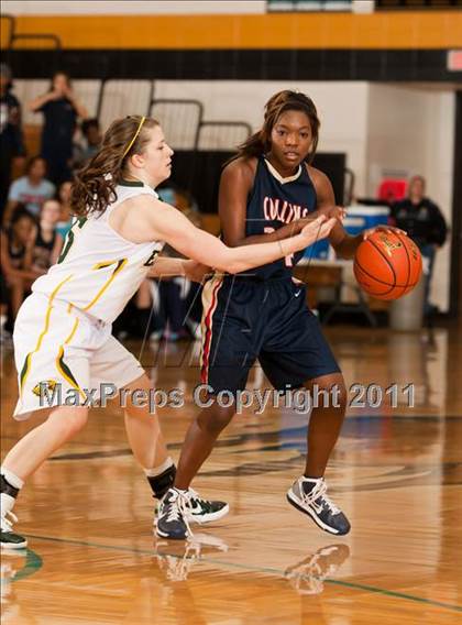 Thumbnail 1 in Klein Collins vs Cypress Falls (McDonald's Texas Invitational) photogallery.