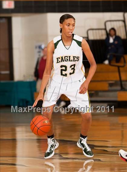 Thumbnail 3 in Klein Collins vs Cypress Falls (McDonald's Texas Invitational) photogallery.