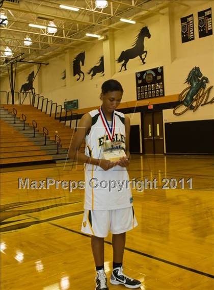 Thumbnail 3 in Klein Collins vs Cypress Falls (McDonald's Texas Invitational) photogallery.