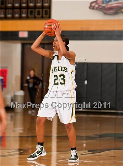 Thumbnail 3 in Klein Collins vs Cypress Falls (McDonald's Texas Invitational) photogallery.
