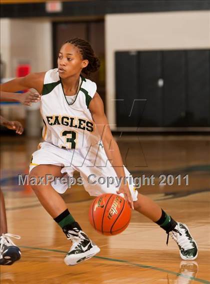 Thumbnail 2 in Klein Collins vs Cypress Falls (McDonald's Texas Invitational) photogallery.