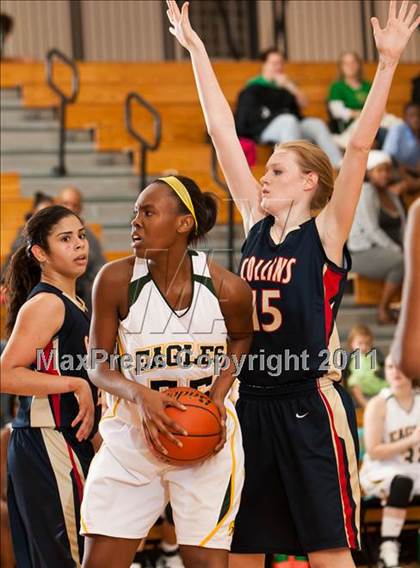 Thumbnail 2 in Klein Collins vs Cypress Falls (McDonald's Texas Invitational) photogallery.