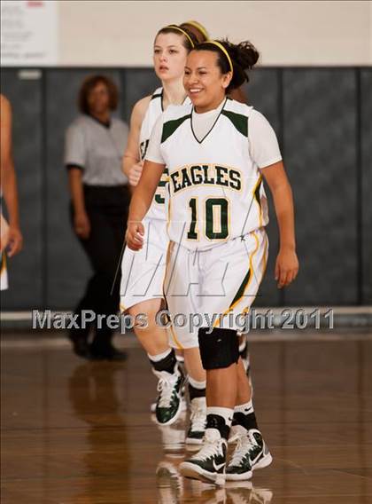 Thumbnail 2 in Klein Collins vs Cypress Falls (McDonald's Texas Invitational) photogallery.