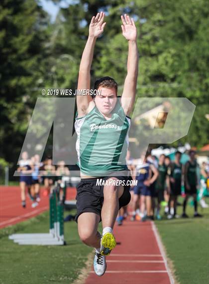 Thumbnail 2 in FVL Championship Trials (800 Meter & Long Jump) photogallery.