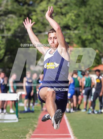Thumbnail 2 in FVL Championship Trials (800 Meter & Long Jump) photogallery.