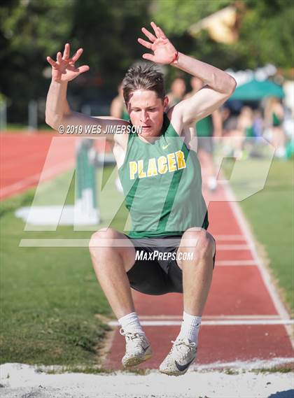 Thumbnail 2 in FVL Championship Trials (800 Meter & Long Jump) photogallery.