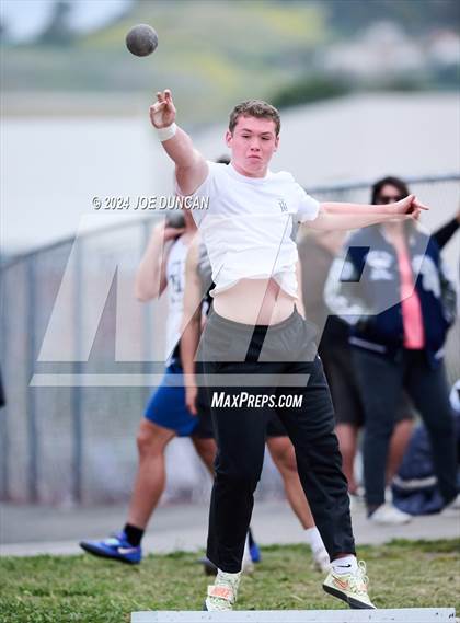 Thumbnail 1 in South Coast League Finals photogallery.