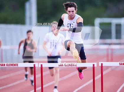 Thumbnail 2 in South Coast League Finals photogallery.