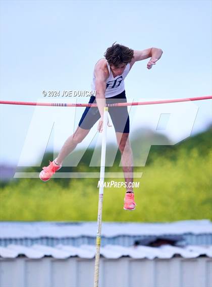 Thumbnail 3 in South Coast League Finals photogallery.