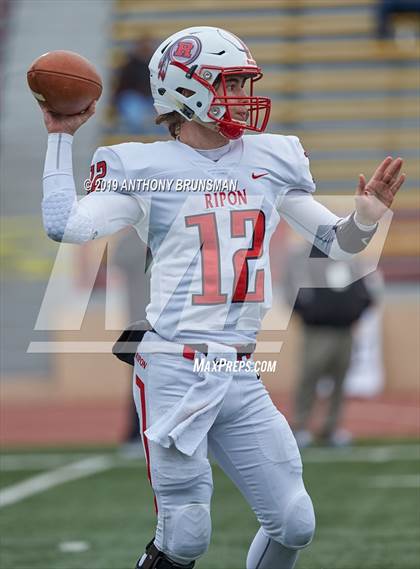 Thumbnail 2 in Center vs. Ripon (CIF SJS D5 Final) photogallery.