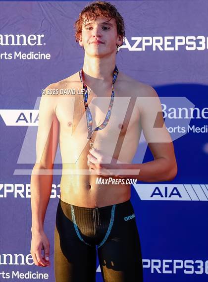 Thumbnail 2 in AIA State Finals D2 photogallery.