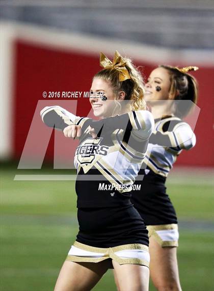Thumbnail 3 in Prescott vs. Charleston (AAA 3A Final) photogallery.