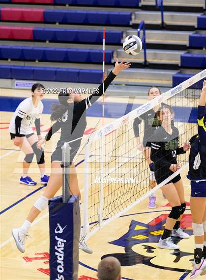 Thumbnail 2 in Victory Christian Academy vs. High Tech Mesa (CIFSDS D5 Championship) photogallery.