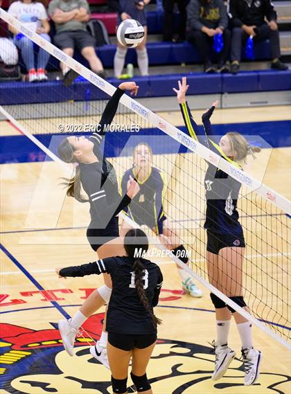 Thumbnail 2 in Victory Christian Academy vs. High Tech Mesa (CIFSDS D5 Championship) photogallery.