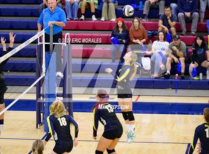 Thumbnail 3 in Victory Christian Academy vs. High Tech Mesa (CIFSDS D5 Championship) photogallery.