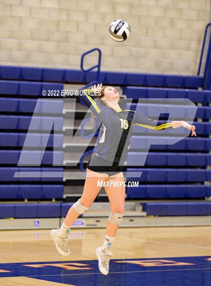 Thumbnail 3 in Victory Christian Academy vs. High Tech Mesa (CIFSDS D5 Championship) photogallery.