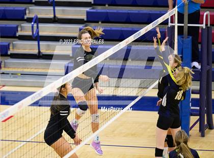 Thumbnail 3 in Victory Christian Academy vs. High Tech Mesa (CIFSDS D5 Championship) photogallery.