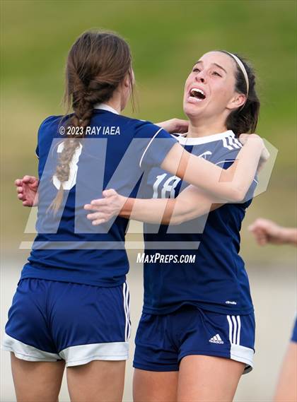 Thumbnail 1 in Stone Ridge Christian vs. Summerville (CIF SJS D6 Final) photogallery.