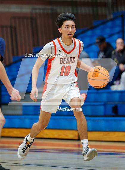 Thumbnail 2 in Sunnyside vs. Selma photogallery.
