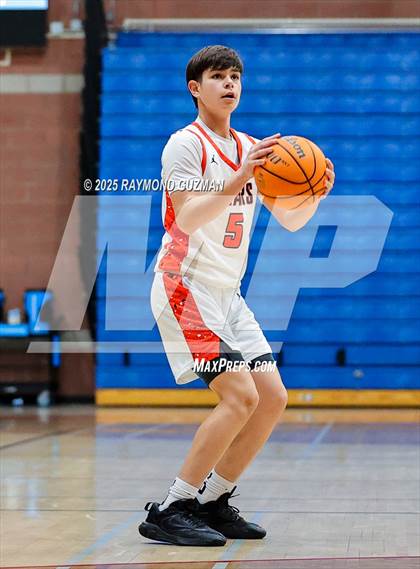 Thumbnail 3 in Sunnyside vs. Selma photogallery.